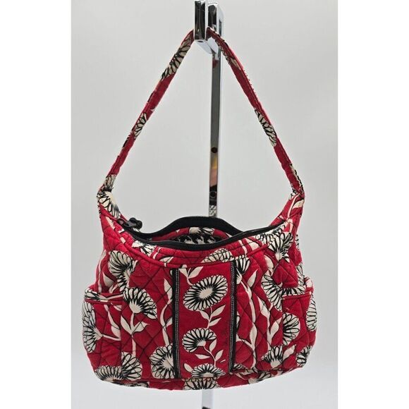 Vera Bradley Red Floral Quilted Shoulder Bag With Interior Pockets & Zip Closure - Picture 1 of 4
